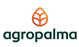 Agricultores familiares integrados ao programa da Agropalma cultivando palma.